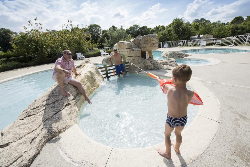 Camping Du Port De Plaisance Péronne Zewnętrze zdjęcie