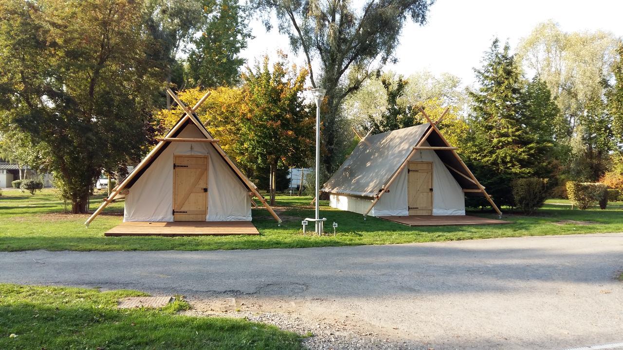 Camping Du Port De Plaisance Péronne Zewnętrze zdjęcie